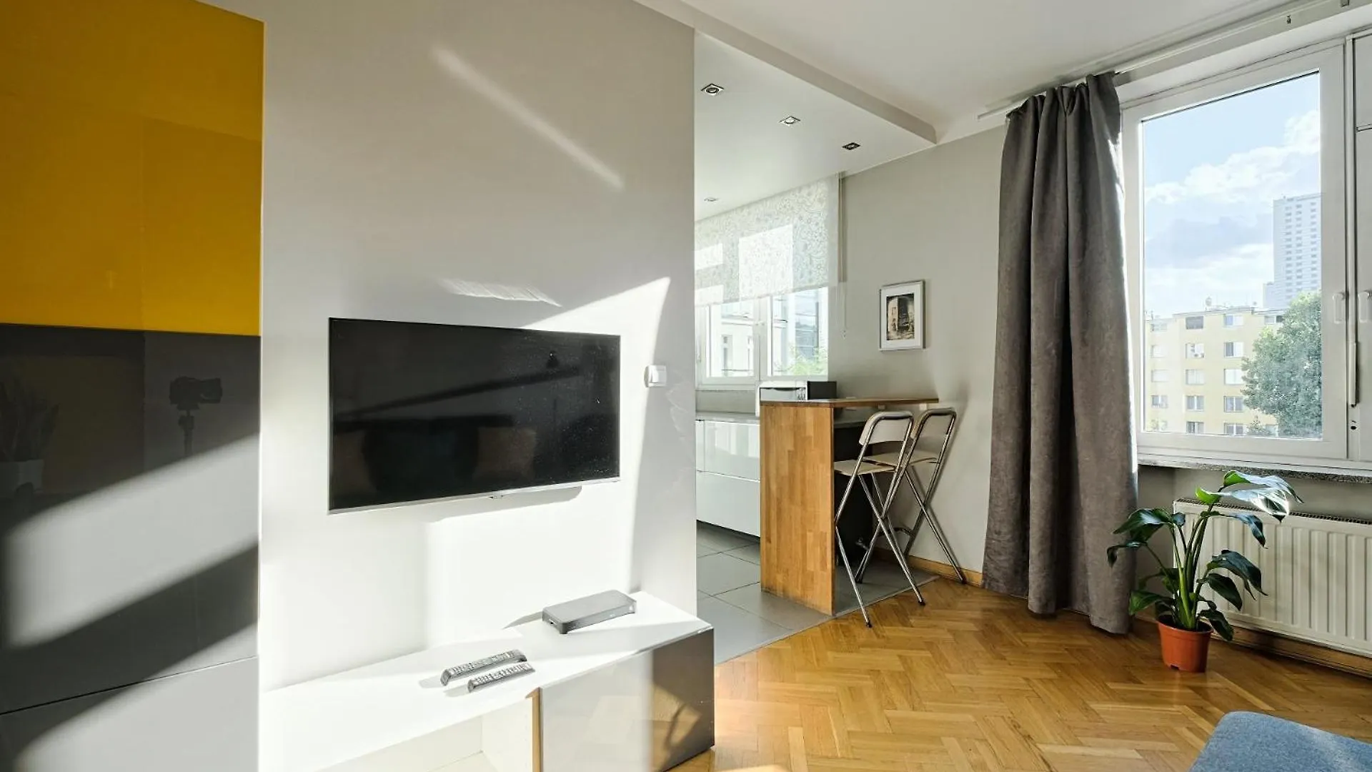 Modern And Cozy- Central Location-B11/13 Warszawa